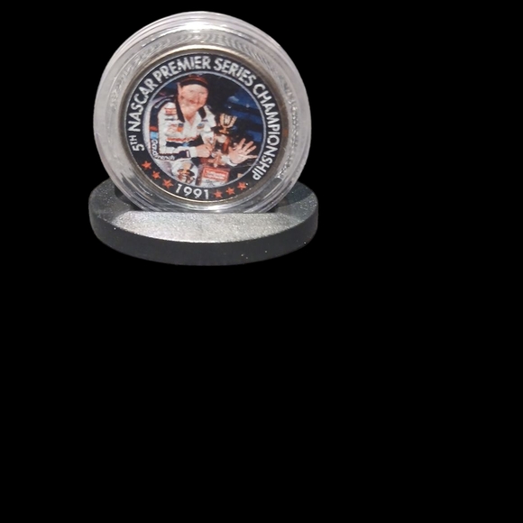 Source Unknown Colorized U.S. Coin Set - Picture 9 of 16